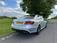 Usado Mercedes E220 AMG 2016 Plateado Berlina