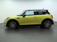 Used Mini Cooper Exclusive 136 HP (100 kW) 2022 Yellow Hatchback
