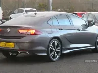 Begagnad Vauxhall Insignia SRi 122 HK (89 kW) 2021 Grå Halvkombi