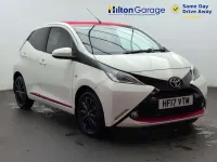 Used Toyota Aygo x-press 69 HP (50 kW) 2017 White Hatchback