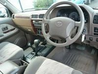 Used Toyota Land Cruiser 123 HP (90 kW) 2000 SUV