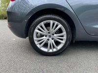 Second-hand Seat Leon SE Dynamic 108 CP (79 kW) 2022 Gri Hatchback