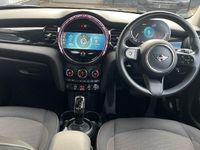 Used Mini Cooper Classic 134 HP (98 kW) 2023 White Hatchback