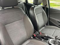 Second-hand Vauxhall Astra Excite 2015 Alb Hatchback