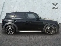 Used Mini Cooper Countryman Sport 136 HP (100 kW) 2022 Black SUV