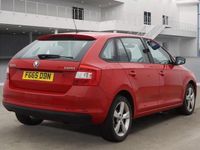Used Skoda Rapid SE 2015 Red Hatchback