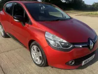 Used Renault Clio Dynamique 90 HP (66 kW) 2014 Red Hatchback