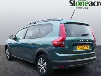 Used Dacia Jogger Expression 141 HP (103 kW) 2025 Green MPV
