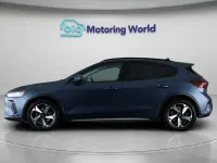Used Ford Focus Active 125 HP (91 kW) 2023 Blue Hatchback