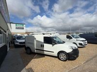 Used Fiat Doblò 105 HP (77 kW) 2017 White MPV