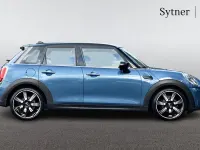 Used Mini Cooper Exclusive 134 HP (98 kW) 2023 Blue Hatchback