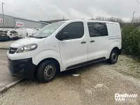 Used Vauxhall Vivaro 145 HP (106 kW) 2023 White MPV