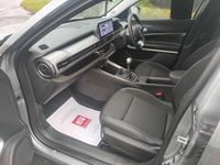 Begagnad Jeep Avenger Summit 100 HK (73 kW) 2024 Grå SUV