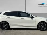 Used BMW 118 M Sport 140 HP (102 kW) 2020 Alpine white gloss Hatchback