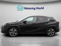 Usado Lexus UX 300e 150 kW (204 HP) 2023 SUV
