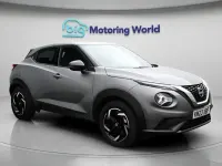 Usado Nissan Juke N-Connecta 114 HP (83 kW) 2023 Cinzento SUV
