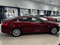 Used Jaguar XF Luxury 190 HP (139 kW) 2012 Red Sedan