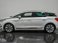 Begagnad Citroën DS5 160 HK (117 kW) 2014 Vit Halvkombi