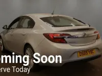 Used Vauxhall Insignia Design Edition 136 HP (100 kW) 2015 Silver Hatchback