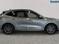 Usado Ford Kuga ST-Line 150 CV (110 kW) 2023 Plateado SUV