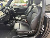 Begagnad Mini Cooper Exclusive 2023 Blå Halvkombi
