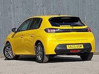 Used Peugeot 208 Active+ 75 HP (55 kW) 2023 Yellow Hatchback