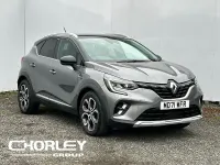 Usado Renault Captur Version S 140 HP (102 kW) 2022 Cinzento SUV