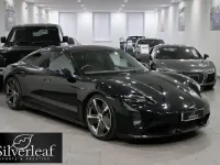 Begagnad Porsche Taycan 559 kW (761 HK) 2020 Svart Sedan