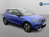 Usado Seat Arona Xperience Lux 110 CV (80 kW) 2023 Azul SUV
