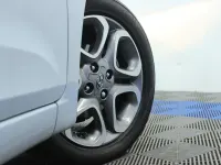 Usado Hyundai i20 84 CV (61 kW) 2019 Gris Utilitario
