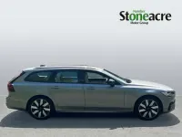 New Volvo V90 Plus 350 HP (257 kW) 2026 Silver Estate