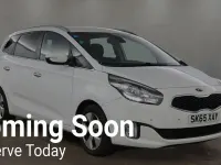 Used Kia Carens 2015 White MPV