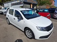 Begagnad Dacia Sandero Essentiel 90 HK (66 kW) 2018 Vit Halvkombi