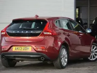 Used Volvo V40 SE 2013 Red Hatchback
