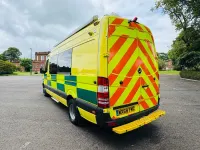 Used Mercedes Sprinter 190 HP (139 kW) 2018 Yellow Van
