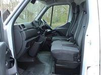 Used Renault Master Business 135 HP (99 kW) 2023 White MPV