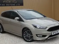 Used Ford Focus ST-Line 140 HP (102 kW) 2018 Silver Hatchback