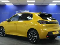 Second-hand Peugeot 208 Allure 100 CP (73 kW) 2020 Galben Hatchback