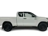 Usado Toyota HiLux Active 150 HP (110 kW) 2017 Branco Pickup