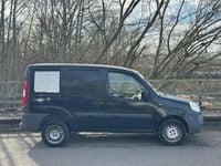 Used Fiat Doblò 85 HP (62 kW) 2006 White MPV