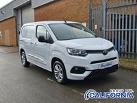 Used Toyota Proace Design 130 HP (95 kW) 2023 White MPV