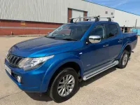 Used Mitsubishi L200 178 HP (130 kW) 2017 Blue Pickup