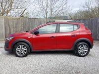 Used Dacia Sandero Essentiel 91 HP (66 kW) 2022 Red Hatchback