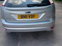 Used Ford Focus Zetec 110 HP (80 kW) 2011 Silver Hatchback