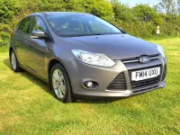 Begagnad Ford Focus 2014 Brun Kombi