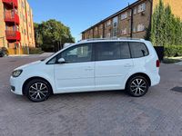 Usado VW Touran Highline 2016 Branco Monovolume