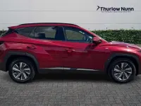 Used Hyundai Tucson SE 180 HP (132 kW) 2021 Red SUV