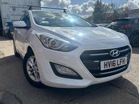 Used Hyundai i30 SE 110 HP (80 kW) 2016 White Hatchback