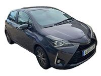 Used Toyota Yaris Hybrid 100 HP (73 kW) 2017 Grey Hatchback