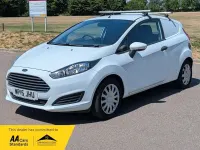 Used Ford Fiesta 75 HP (55 kW) 2015 White Van